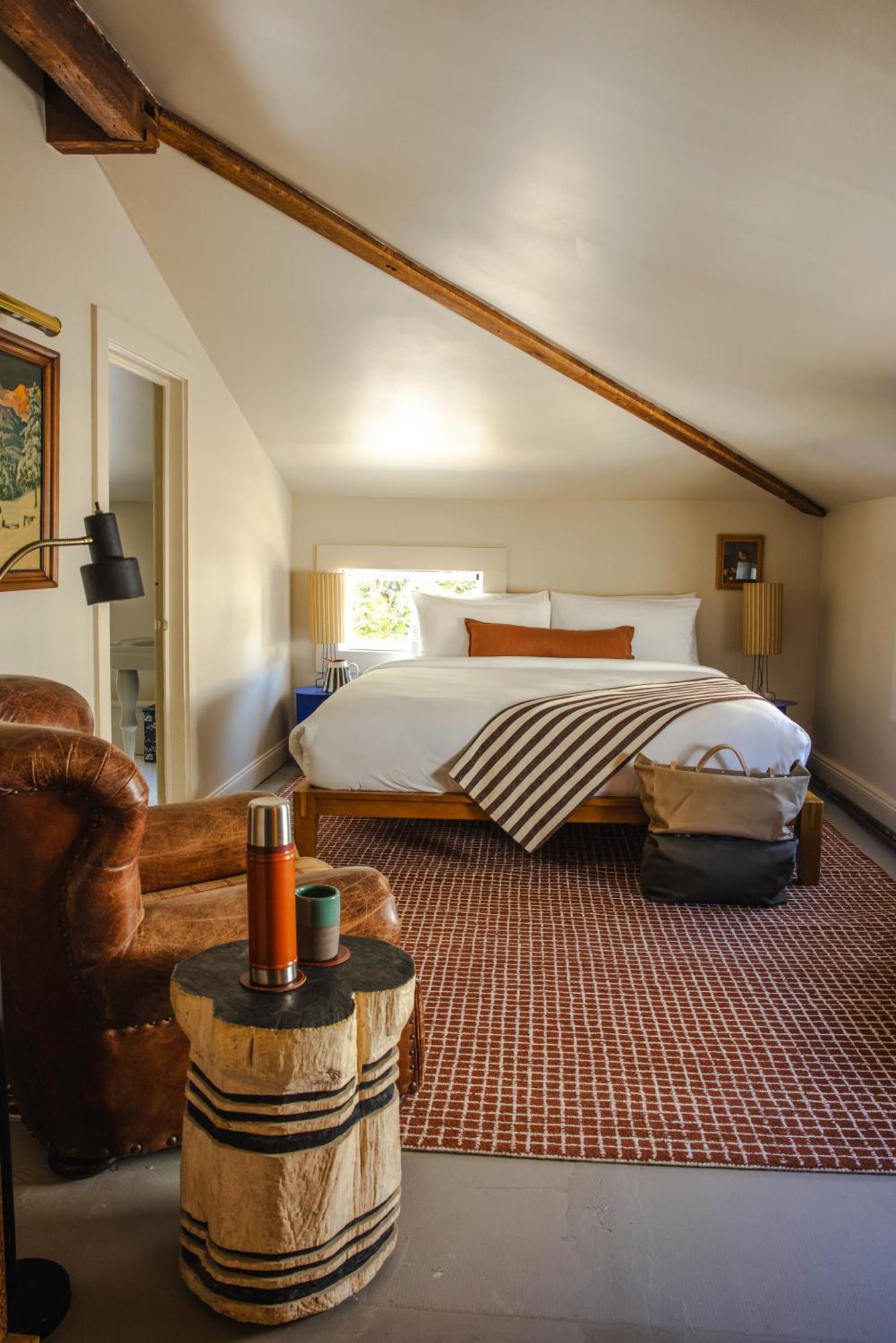 Kingston Carriage House Bed & Breakfast Exterior photo