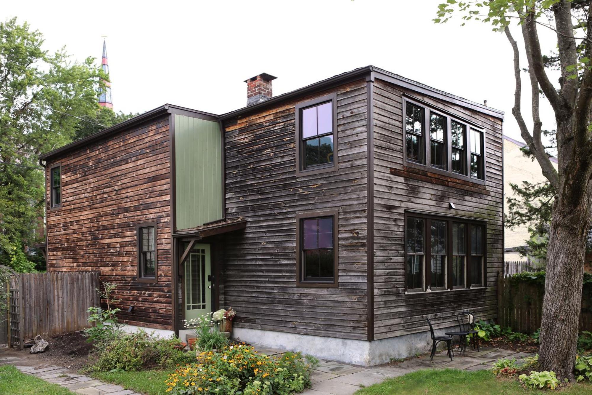 Kingston Carriage House Bed & Breakfast Exterior photo